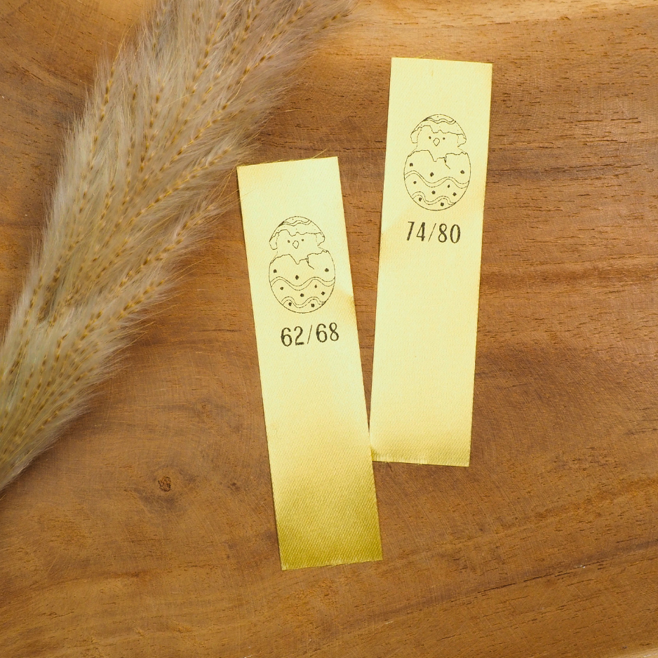 5 Stück Doppelgrößen Satin-Label "Osterei mit Kücken" Eigenproduktion