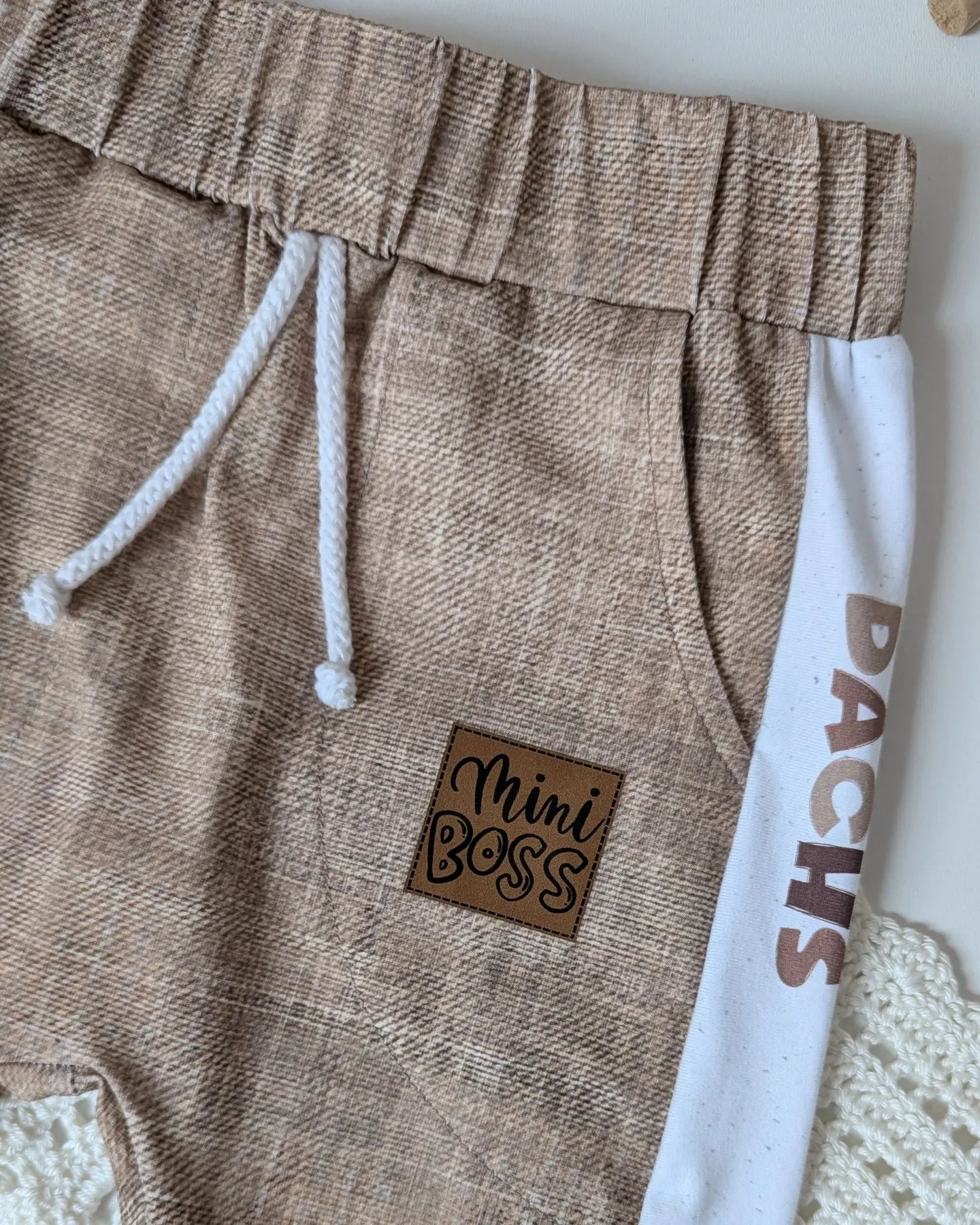 Mini Boss Bügel Label Bügellabel Eigenproduktion