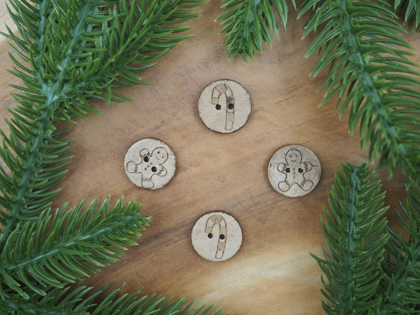 Eigenproduktion Kokosknopf Lebkuchenmann 20mm