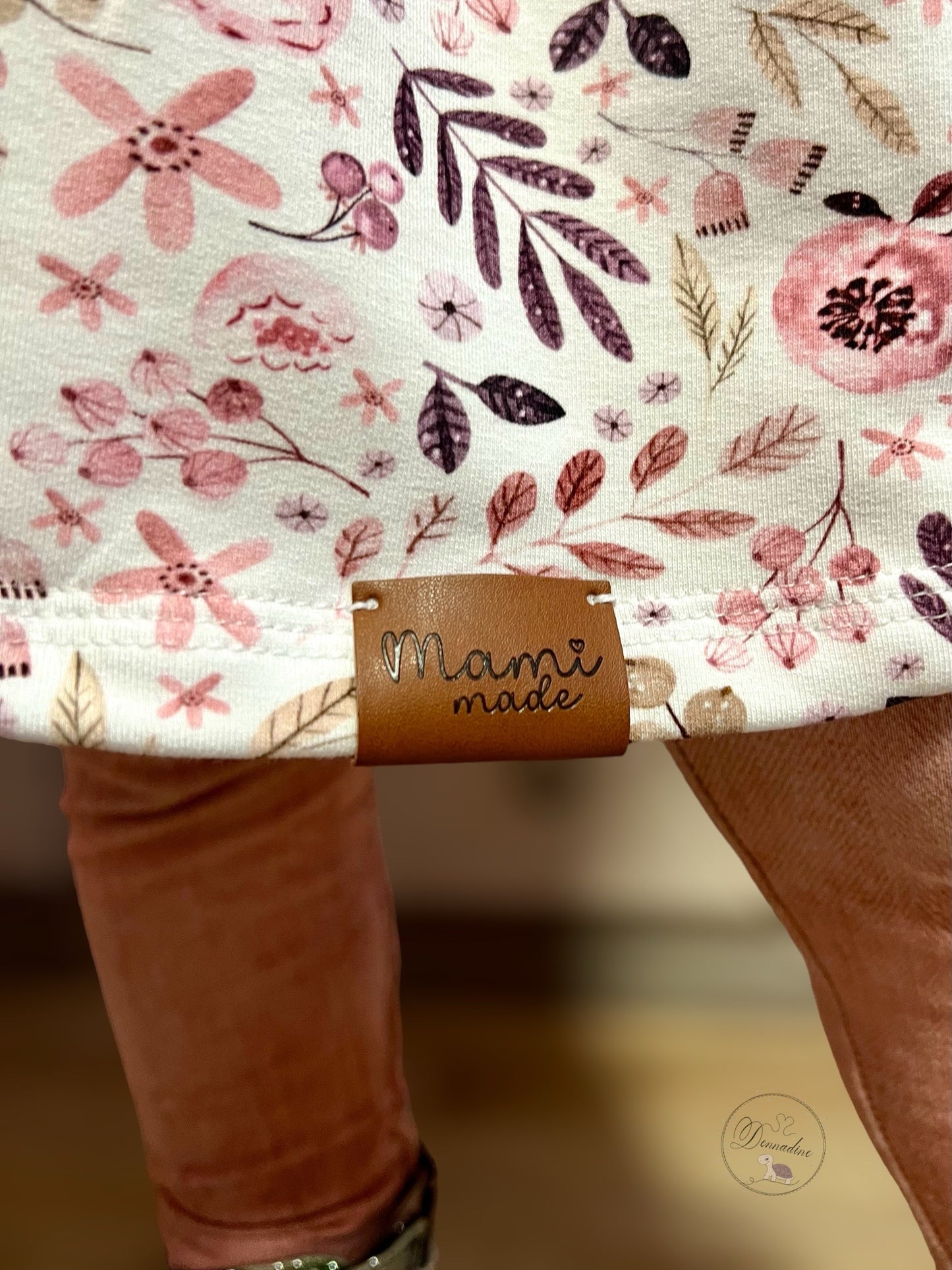 Mami Made Knick-Label Kunstlederlabel Eigenproduktion