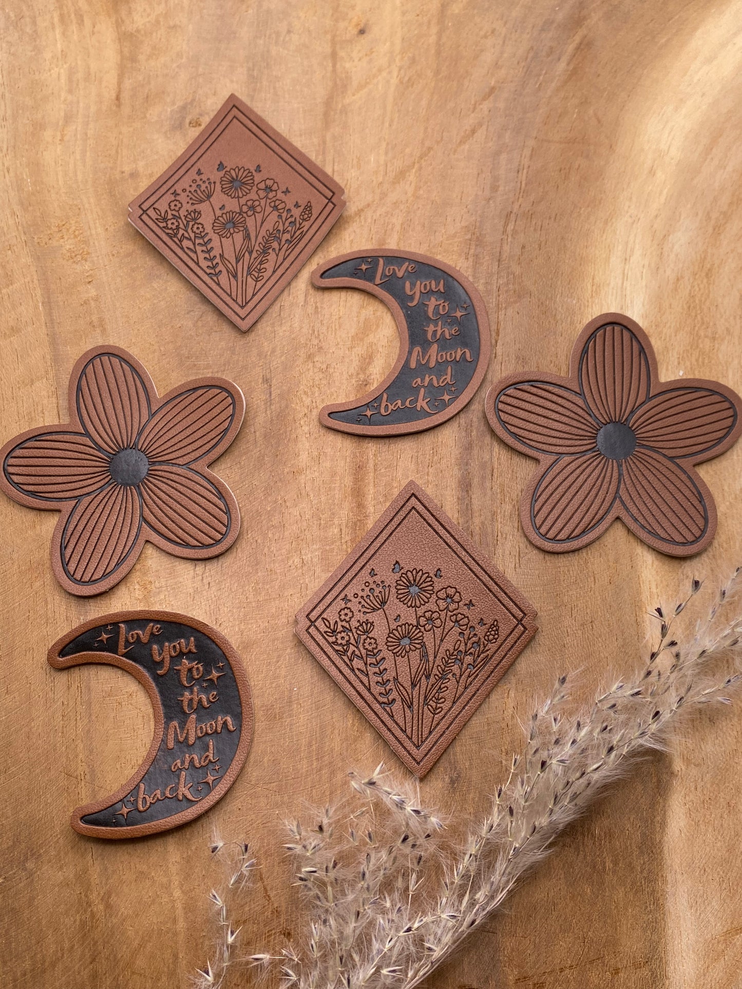 Blumenwiese Kunstlederlabel Kunstleder Label Eigenproduktion