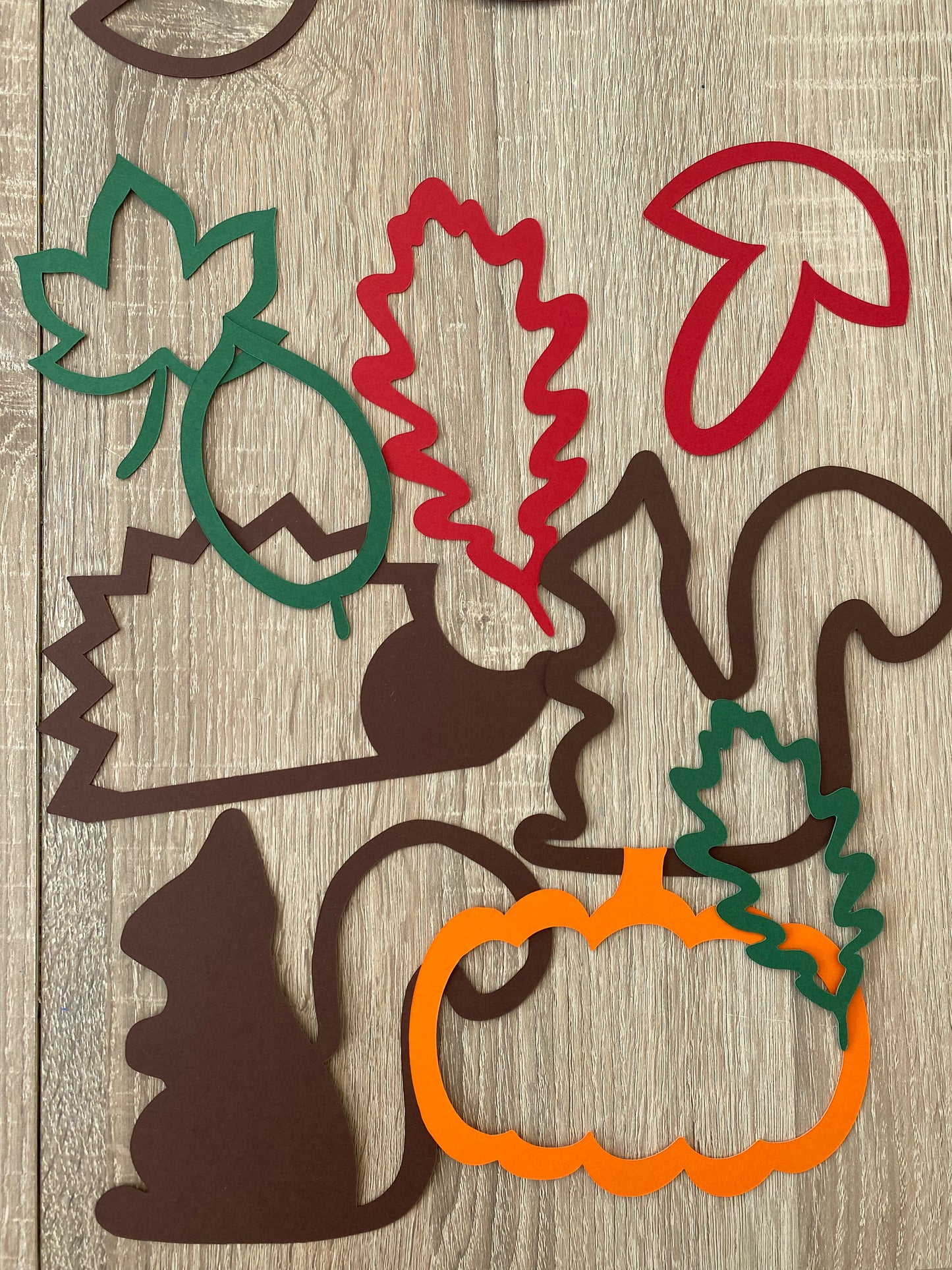 Herbstliche Konturen PDF, PNG, SVG transparent Vorlage / Ausmalbild / Plotterdatei