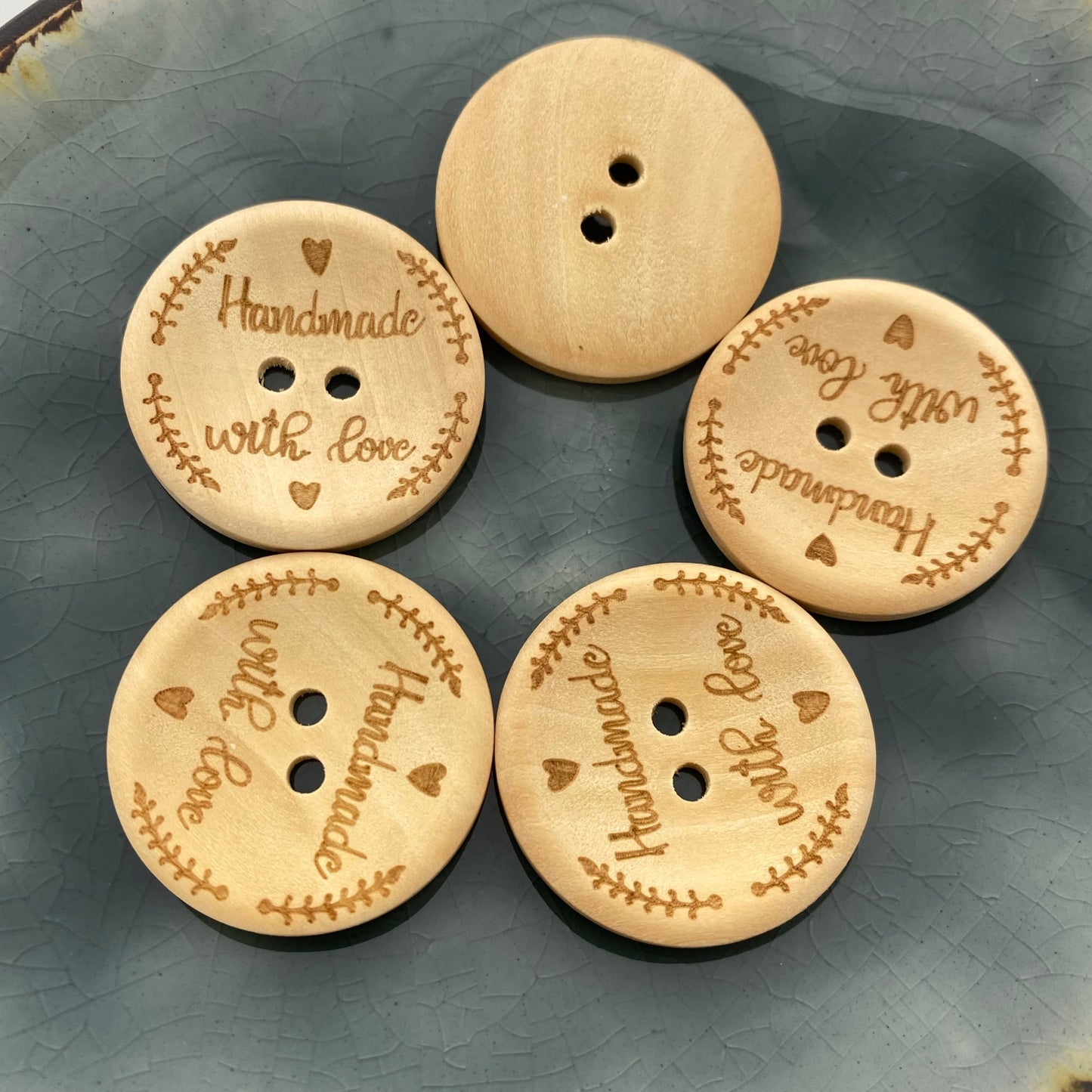 Holzknopf Handmade with love 30mm - Ameloua