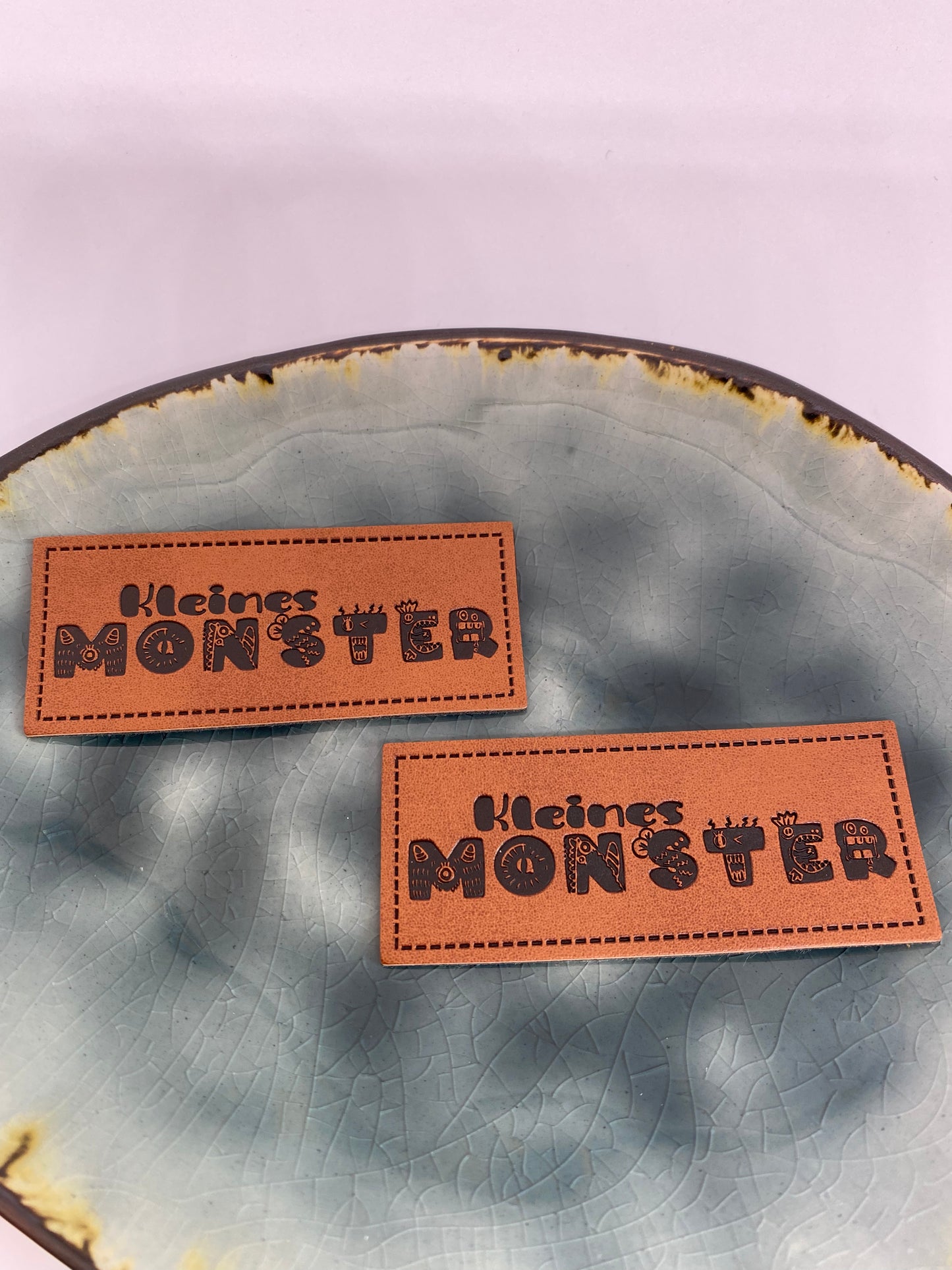 Kleines Monster Kunstlederlabel Kunstleder Label Eigenproduktion