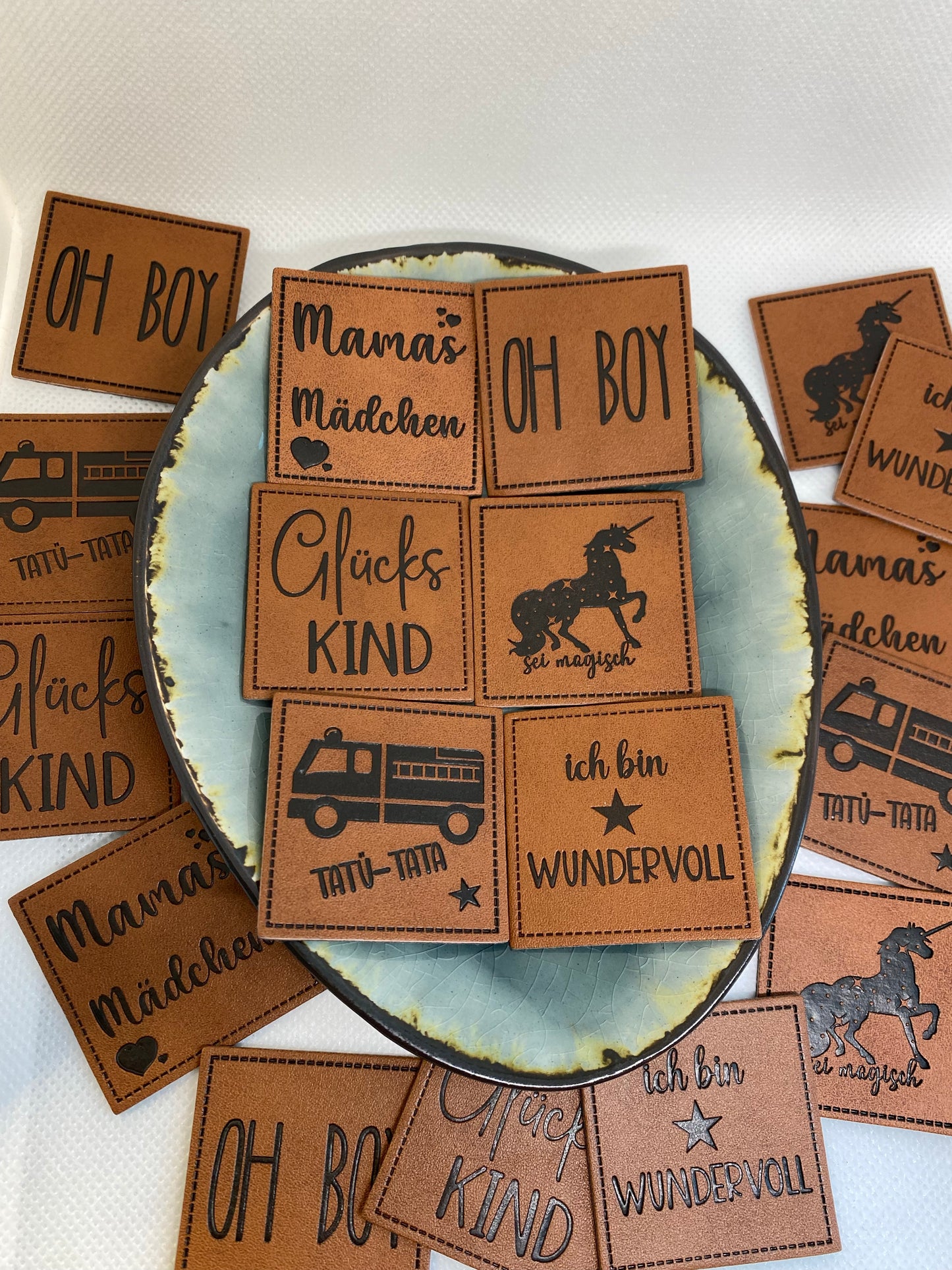 Tatü-Tata Kunstlederlabel Kunstleder Label Eigenproduktion