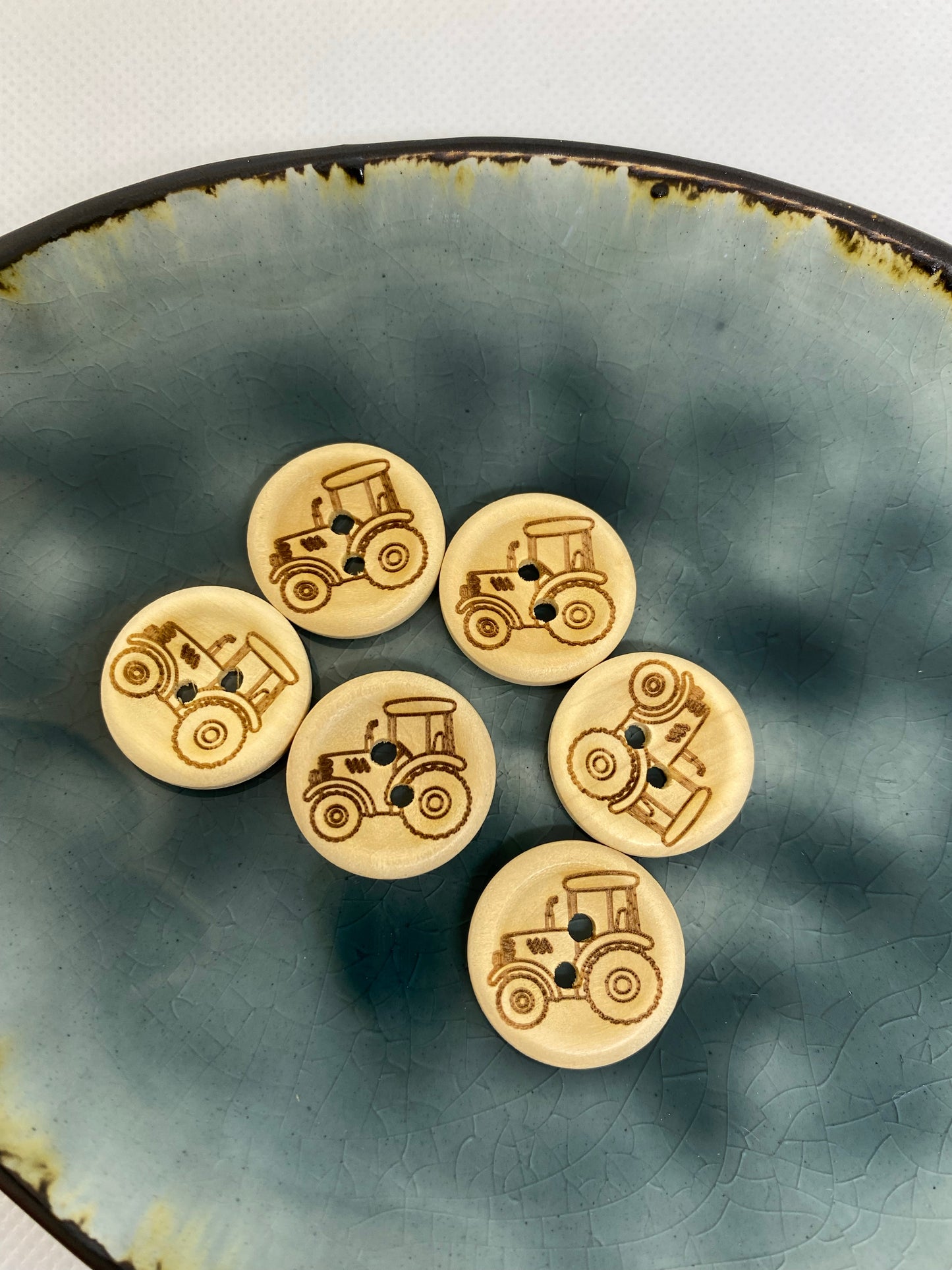 Eigenproduktion Holzknopf Traktor 20mm - Ameloua