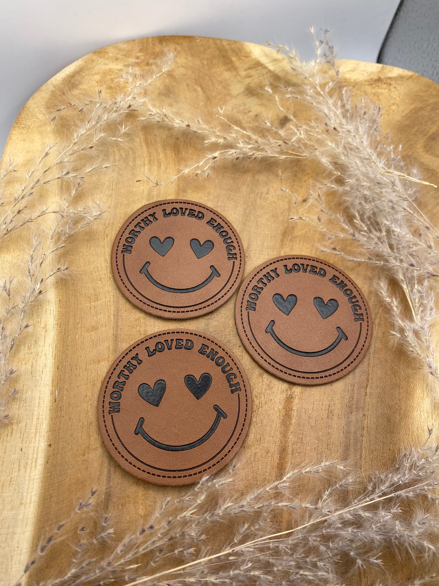 Smiley Kunstlederlabel Kunstleder Label Eigenproduktion