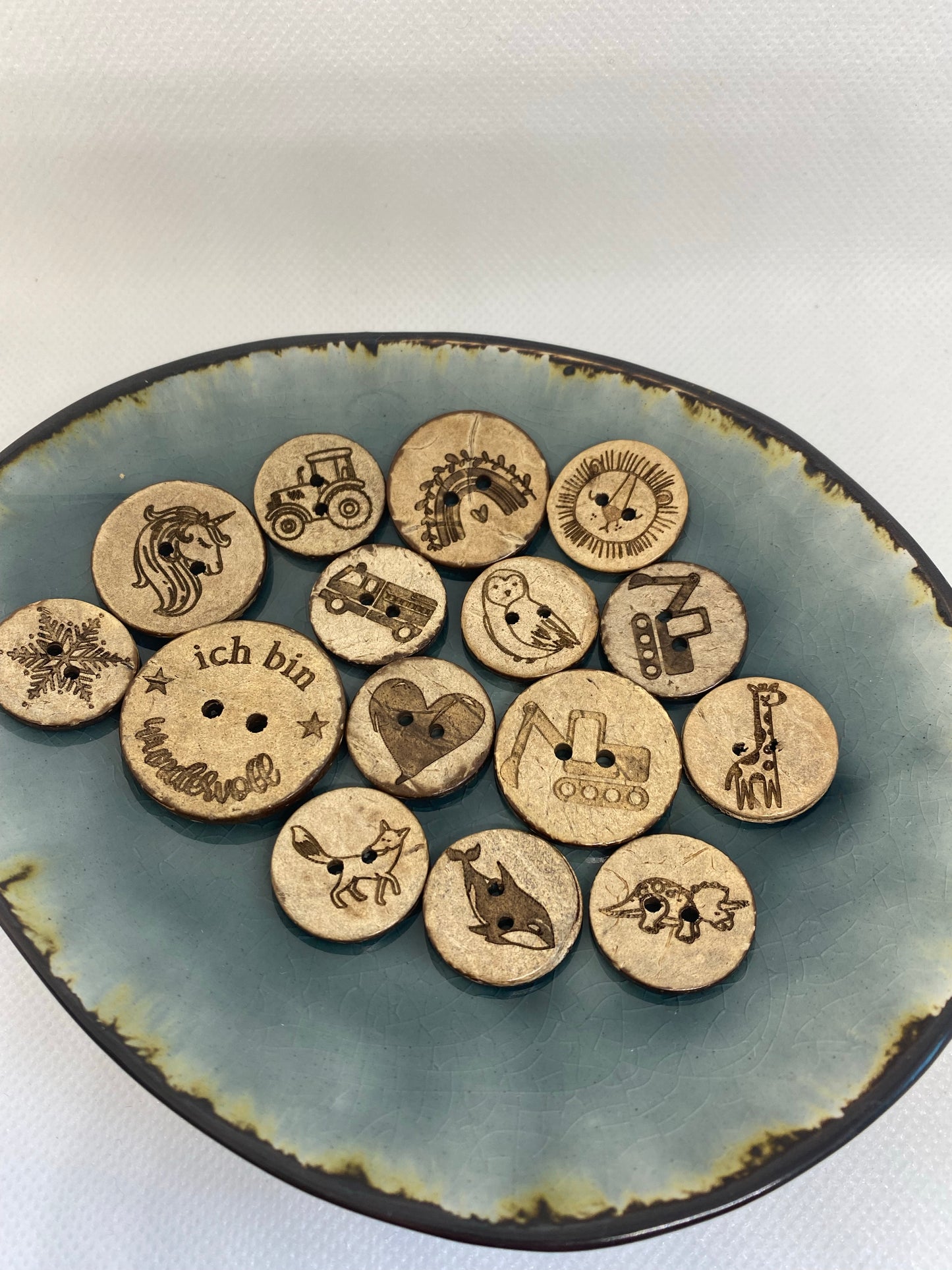 Eigenproduktion Kokosknopf Feuerwehr 20mm