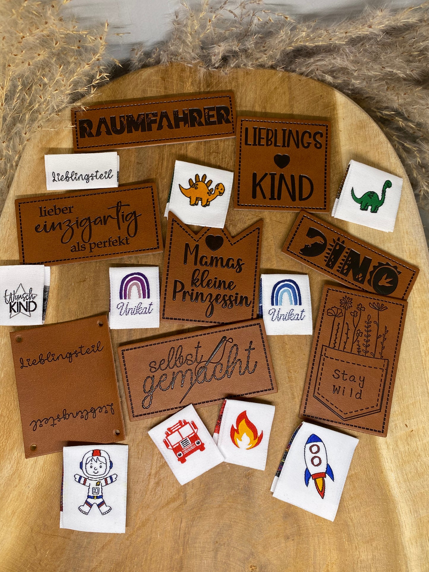 stay wild Kunstlederlabel Kunstleder Label Eigenproduktion