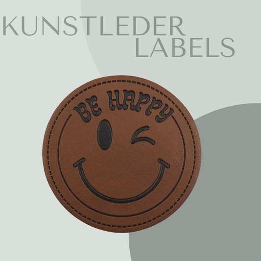 Be happy Smiley Kunstlederlabel Kunstleder Label Eigenproduktion