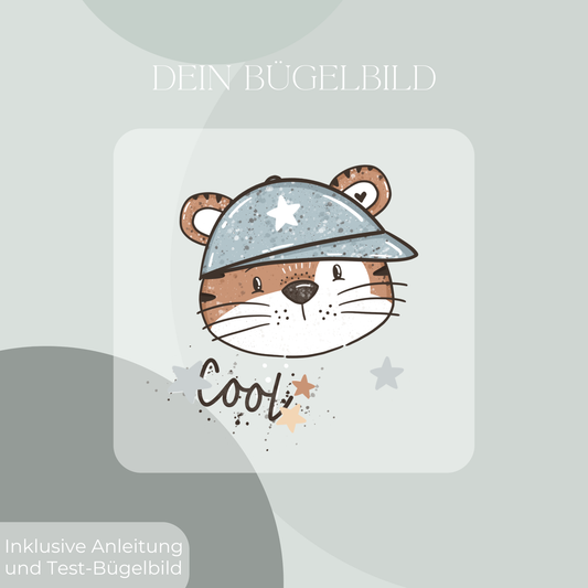 Tiger mit Cap Maxi- Bügelbild Eigenproduktion