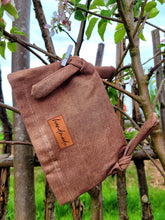 Lade das Bild in den Galerie-Viewer, handmade Bügel-Label Eigenproduktion
