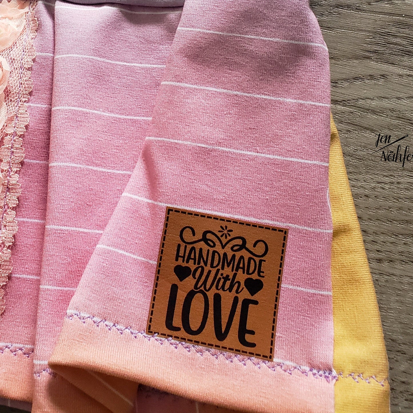 Handmade with Love Bügel Label Bügellabel Eigenproduktion
