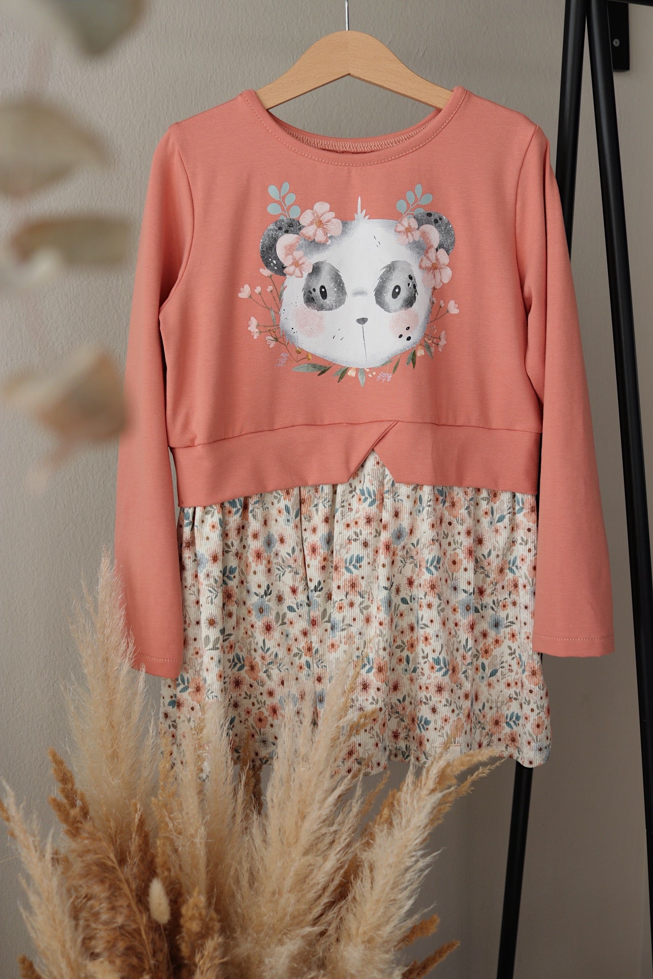 Panda mit Blumen Bügel-Bild Bügelbild Eigenproduktion