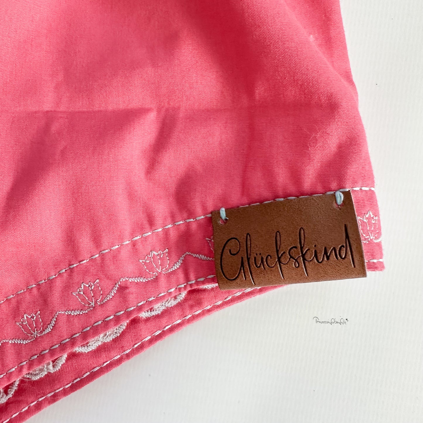Glücks Kind Knick-Label Kunstlederlabel Eigenproduktion