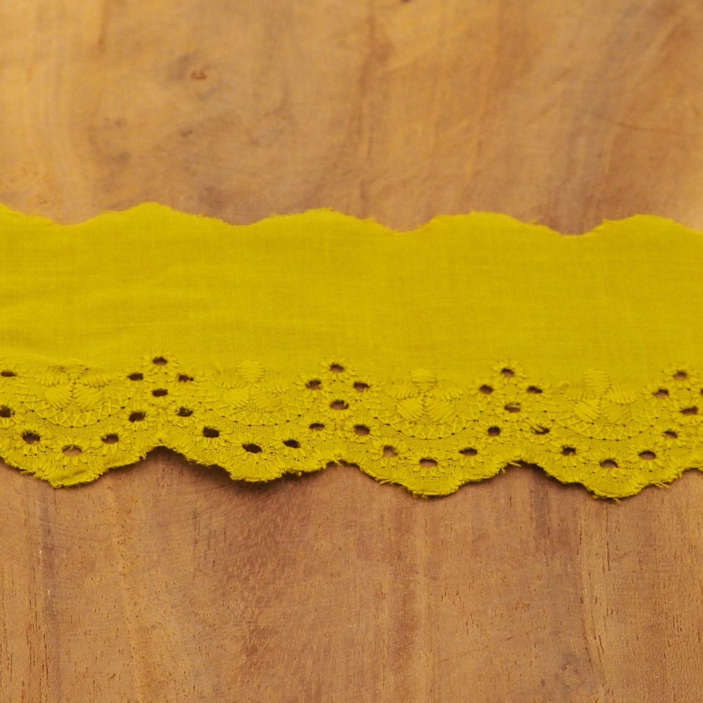 Wäsche Spitze  Blumen 50mm Limette