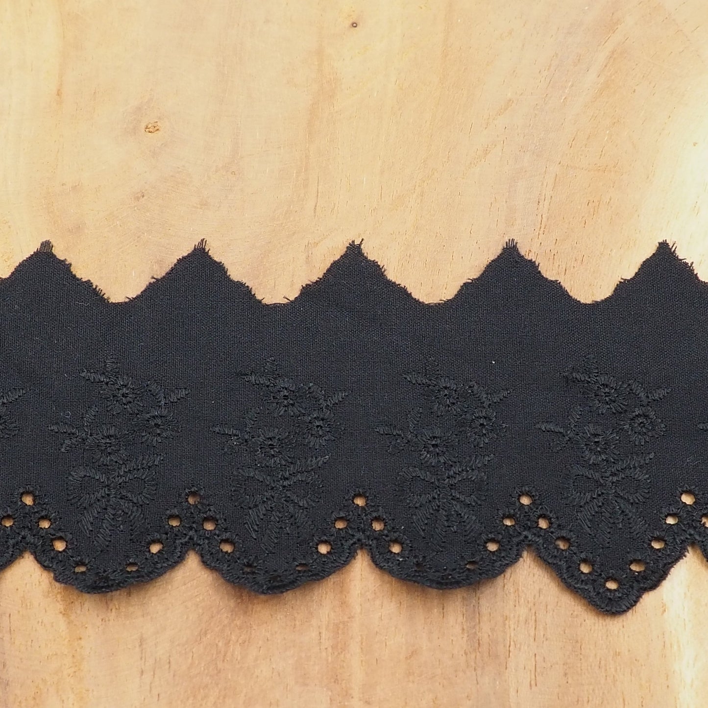 Wäsche Spitze Schleifen und Blumen 54 mm Schwarz