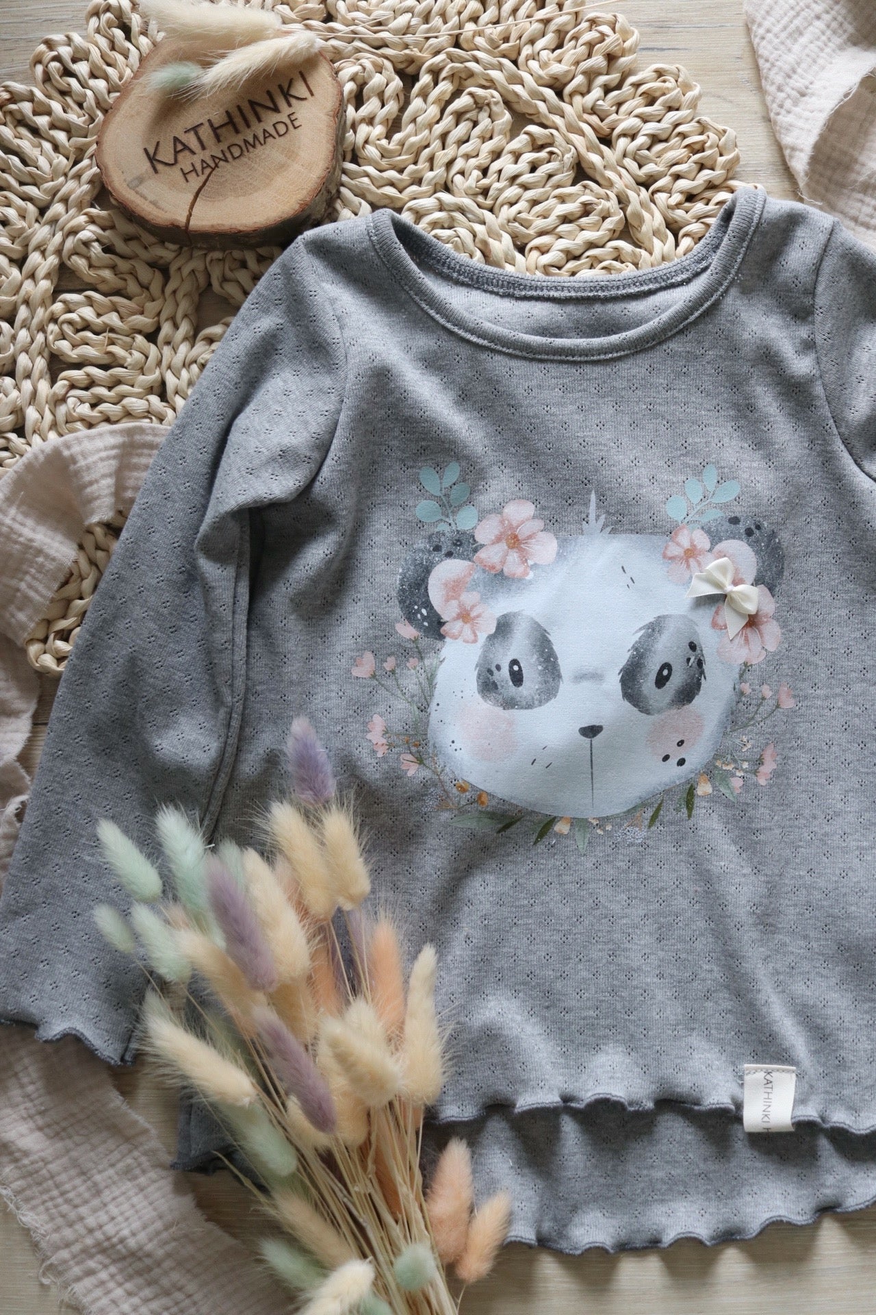Panda mit Blumen MAXI Bügel-Bild Eigenproduktion