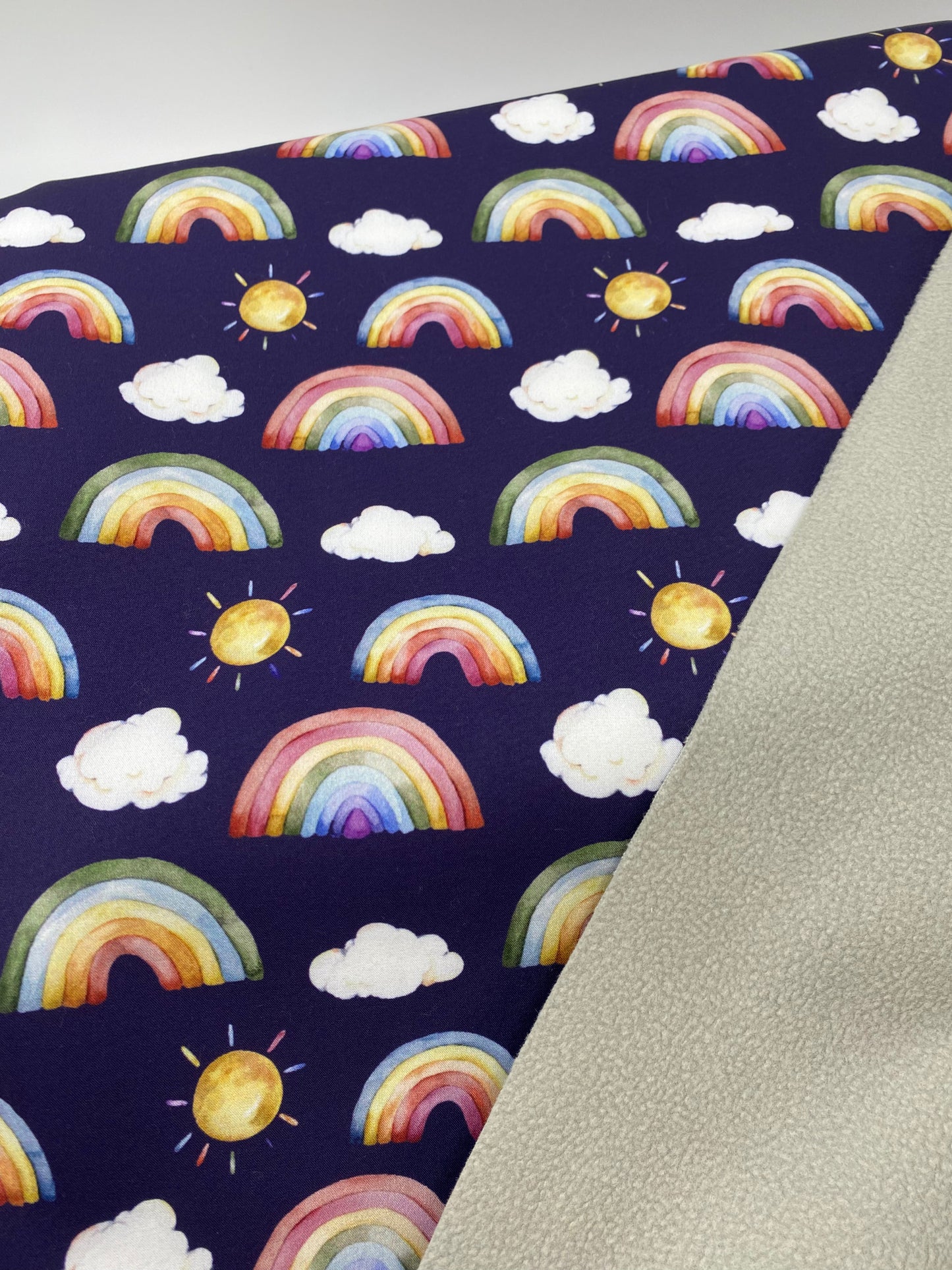 Regenbögen auf dunkelblauen Hintergrund Softshell - 0,4m SALE
