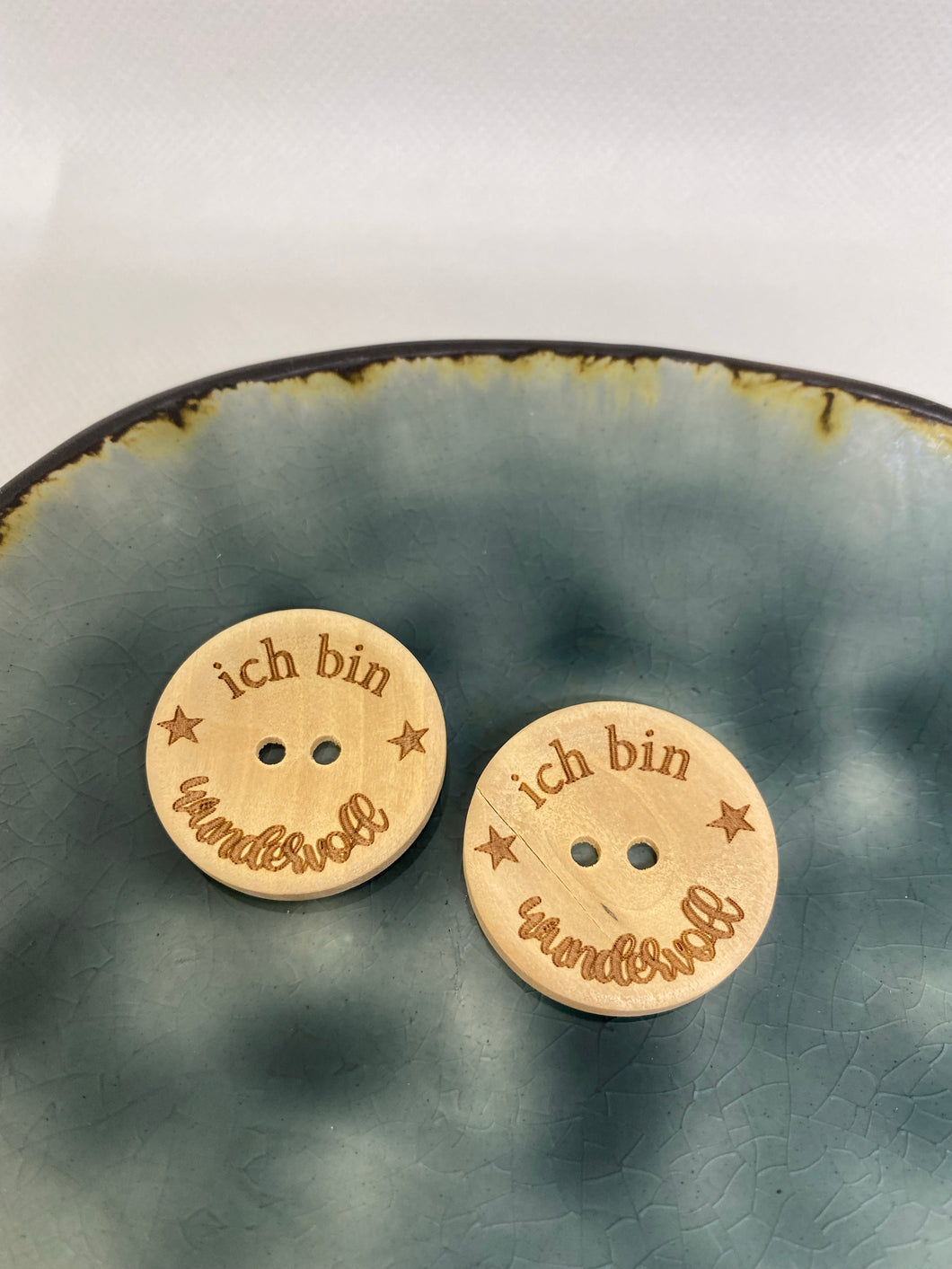 Eigenproduktion Holzknopf ich bin wundervoll 30mm