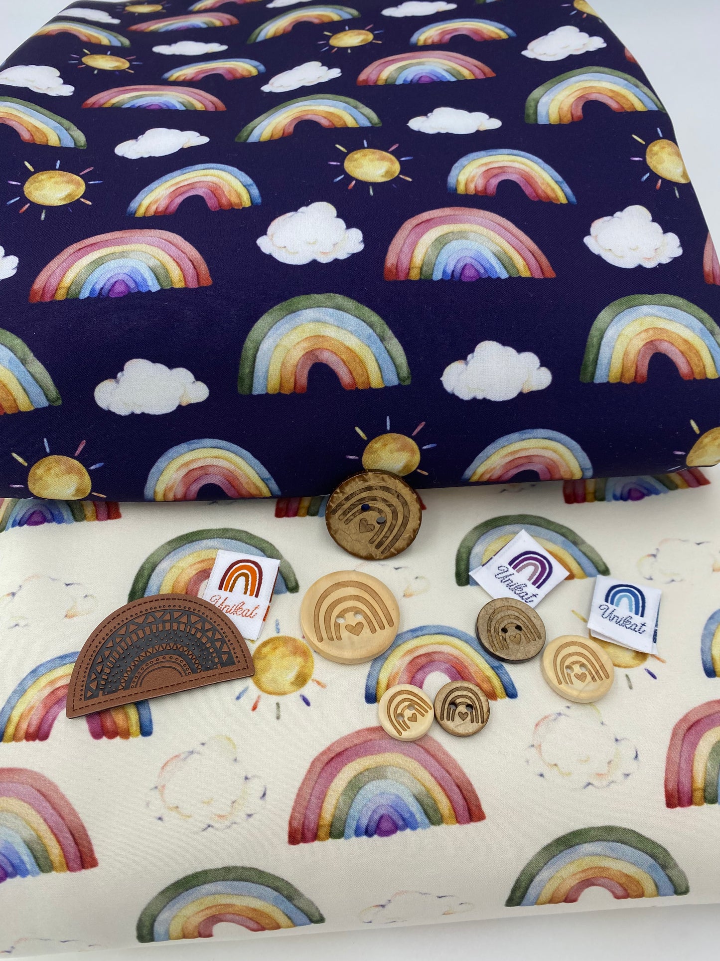 Regenbögen auf dunkelblauen Hintergrund Softshell - 0,4m SALE