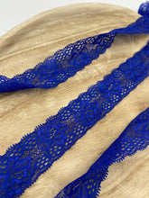 Lade das Bild in den Galerie-Viewer, elastische Spitze 30mm Cobalt Blau

