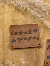 Lade das Bild in den Galerie-Viewer, Handmade Knick-Label Eigenproduktion
