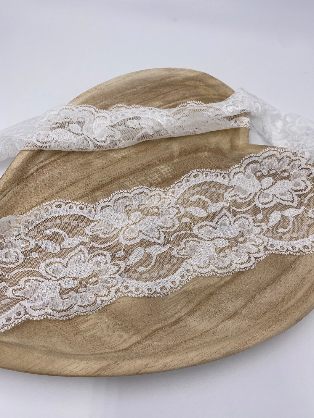 elastische Spitze 100mm creme