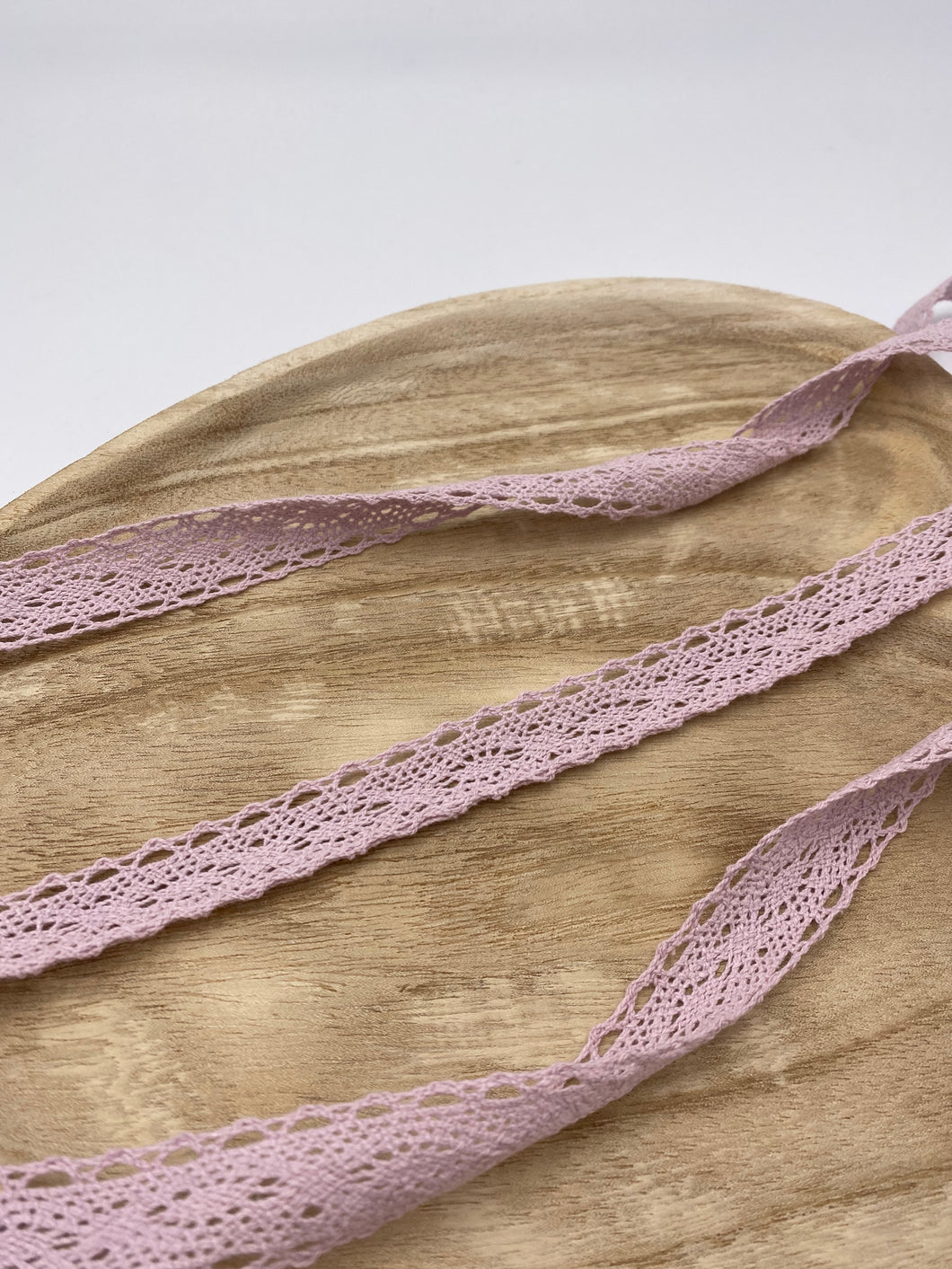 Klöppel Spitze 25mm mauve
