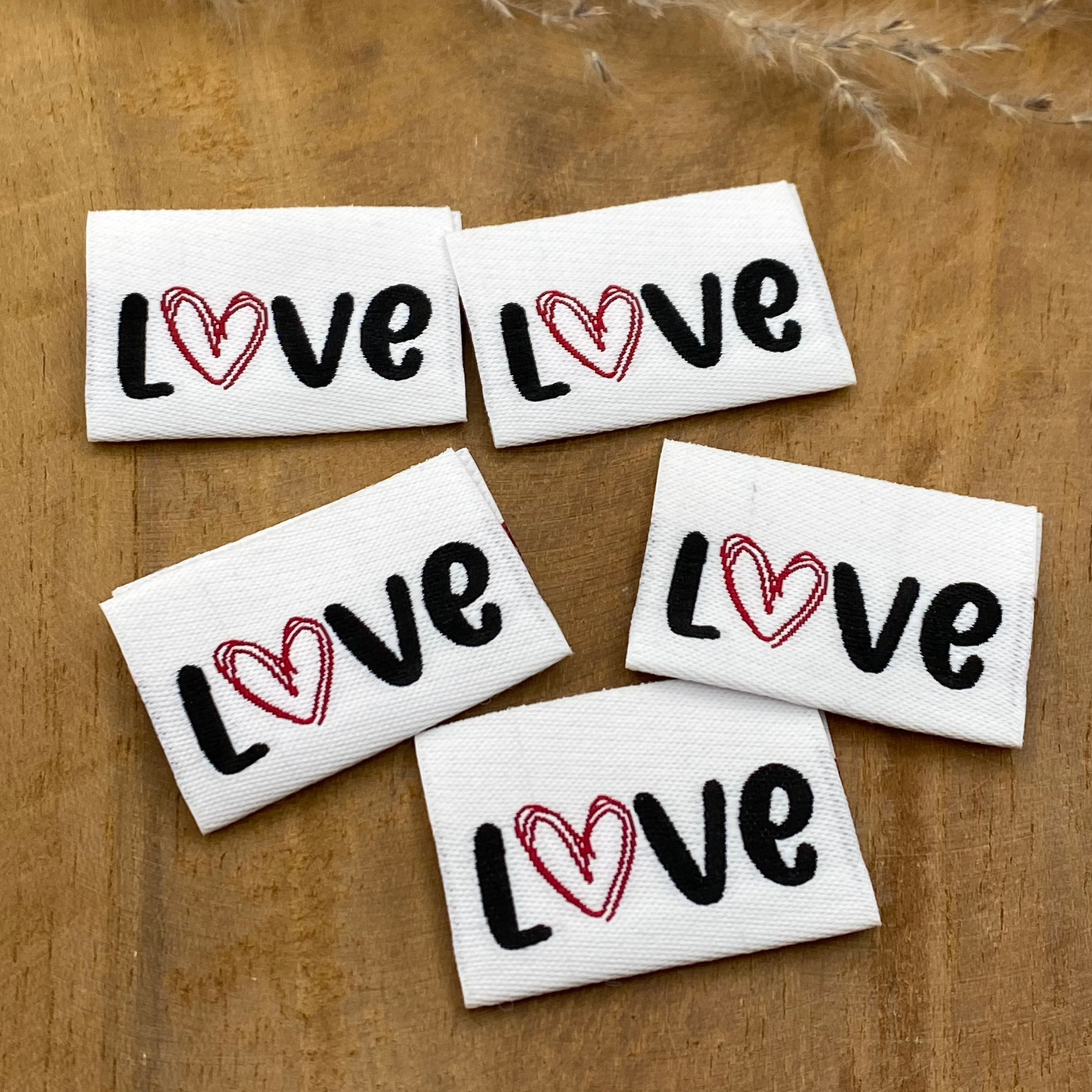 LOVE Web Label gewebt Eigenproduktion